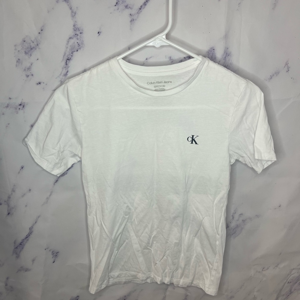 Calvin Klein Boys White Graphic T-Shirt Sz S/8 - Picture 2 of 3